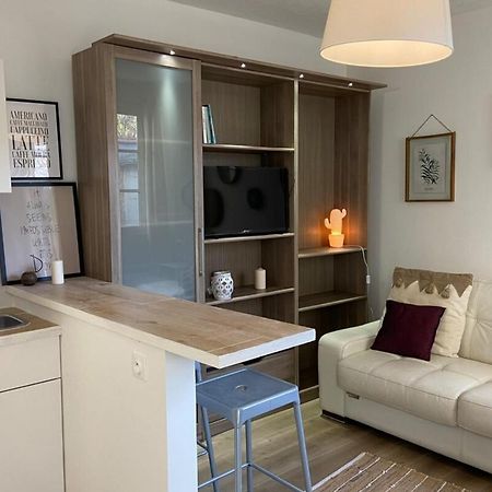 فونتانبلو Agreable Appart'Hotel Smart Cosy Proche Commerces المظهر الخارجي الصورة